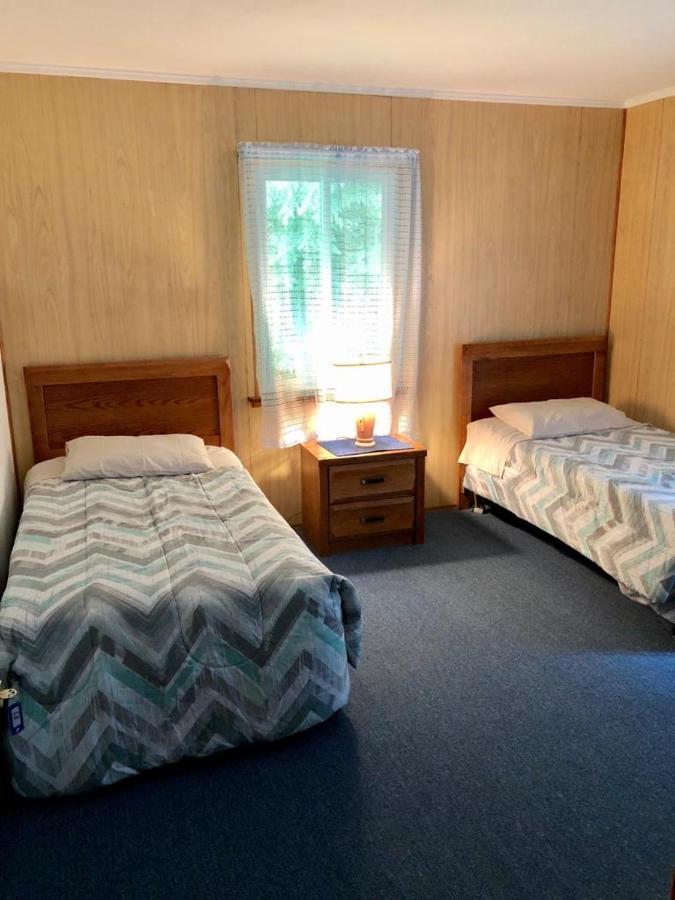 Rota Lodge Aka Latvian American Disable Veterans Center Rota Elka Park Kültér fotó